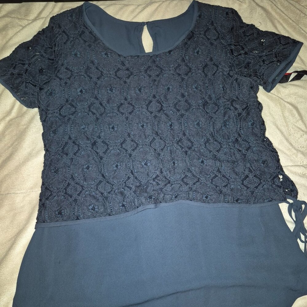 Blue Dress Shirt (Large)